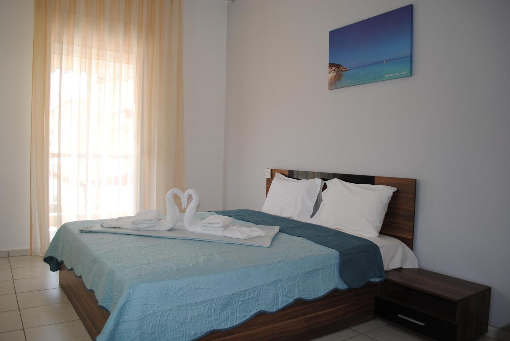 פראליה דיוניסיו Artemis Apartments מראה חיצוני תמונה