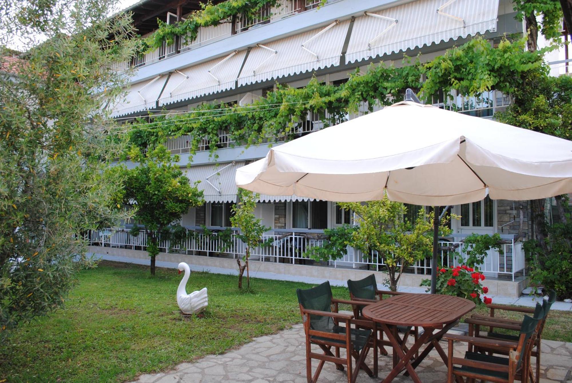 פראליה דיוניסיו Artemis Apartments מראה חיצוני תמונה