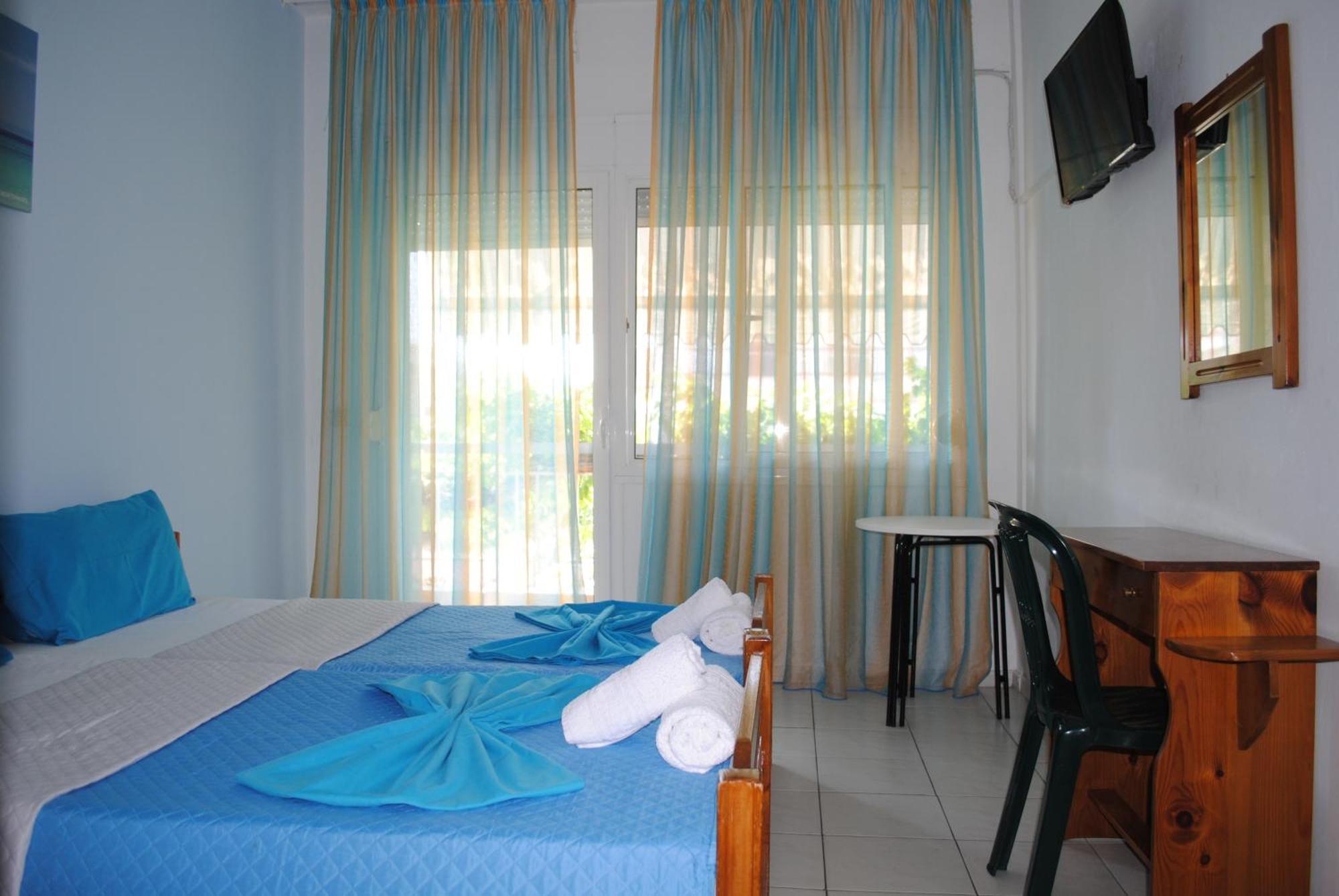 פראליה דיוניסיו Artemis Apartments מראה חיצוני תמונה