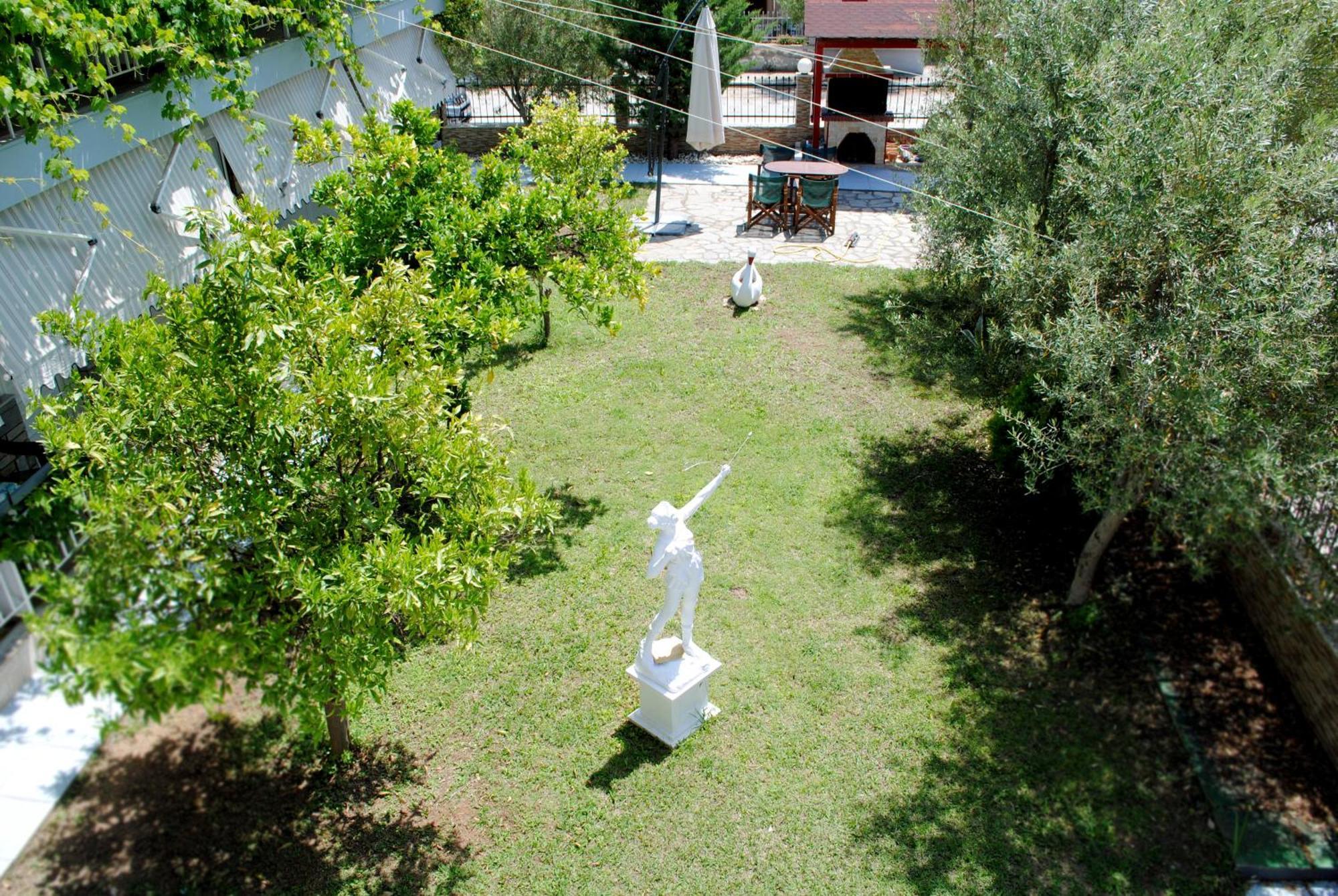 פראליה דיוניסיו Artemis Apartments מראה חיצוני תמונה